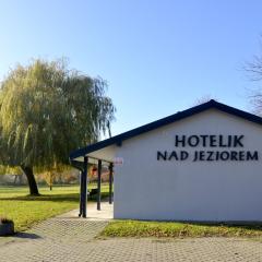 Hotelik nad jeziorem w Łasinie
