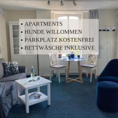 Haus Krabbe Apartments, zentral gelegen zwischen Bremerhaven und Cuxhaven, Hunde kostenfrei willkommen, hauseigene kostenfreie Parkplätze, Unterstellmöglichkeit für Fahrräder und E-Bikes