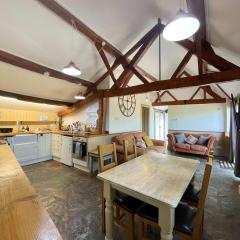 Worcester semi rural bungalow with off road parking