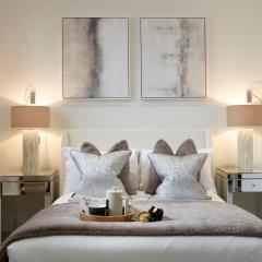 Elliot Oliver - Stunning 4 Bedroom Home with Parking in Cheltenham