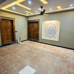 Fully furnished house 10 Marla in Jinnah gardens Islamabad