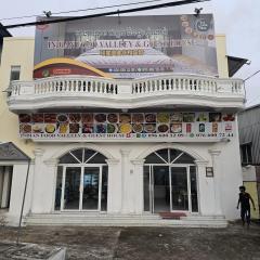 Indian Valley Guest House