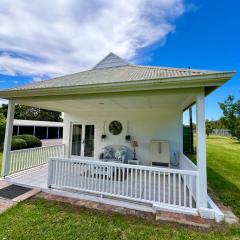 Cozy Cottage in idyllic greenery