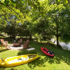 Riverfront Home - Hot Tub & Sauna