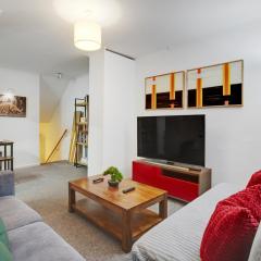 Central London 2-Bed Flat - 6min to Victoria Station