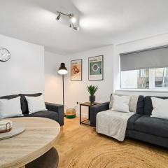 Luxury Lower-Level Two Bed Apt