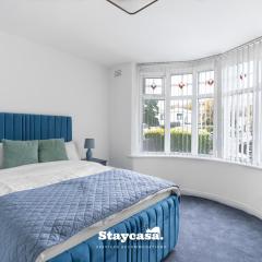 Spacious 4-bed Home Near Didsbury