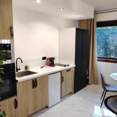 Studio design - 5 min à pied du Palais & plages