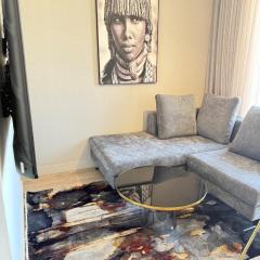 628 One Rosebank with On-Site Rooftop Restaurant