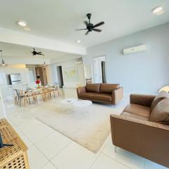 Luxury 3BR Seaview Suite Jazz Penang