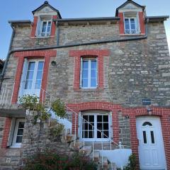 670 - Belle maison en pierre – parfaite pour partager des moments en famille