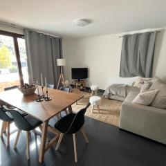 Spacieux duplex dans immeuble privé proche pistes