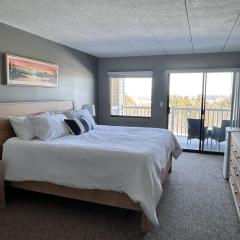 Lake Views Close to Weirs in Cedar Lodge Complex