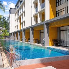 Modern 1506 Condo in Wyndham Gardens on the beach