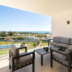 Snazzy Varandas do Castelo One Bedroom Apartment with Sea View sleeps 2