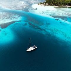 Boat - Yoga and sailing retreat