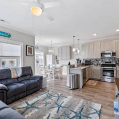 Residence 201S At The Sandcastle Condominiums