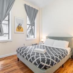 2BD Classy Manhattan Home