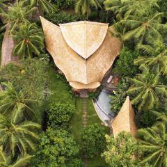 Cacao House Eco-Luxury Family Home by IBUKU near Green School Bali