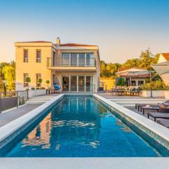 Ferienhaus In Dugopolje Mit Privatem Pool