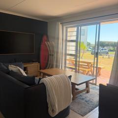 The Surfer's Nook - 2 Bedroom Apartment