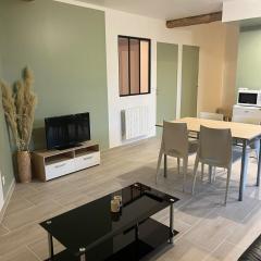 Appartement cosy rénové dans une ancienne longère