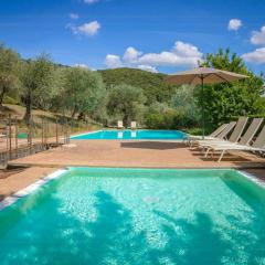 Apartment With Swimming Pool Near Lucca