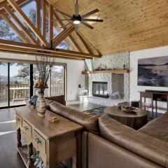Sugarpines Big Bear Panoramic Ski Slope & Lake Views Walk to Slopes Private Sledding Hill