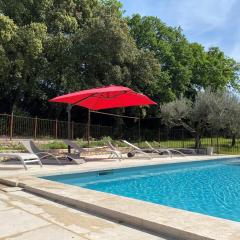 Villa spacieuse avec piscine à Saint-Michel-d'Euzet