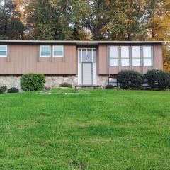 Family-Friendly 3BR Home in Prime Knoxville Location