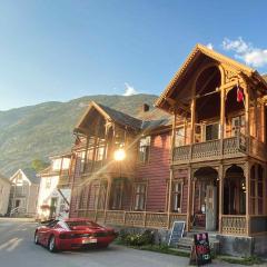 Lærdalsøren Motor Guesthouse