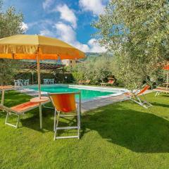 Historic Apartment With Swimming Pool Near Lucca