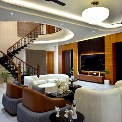 FLORENTINO The Luxury Villa