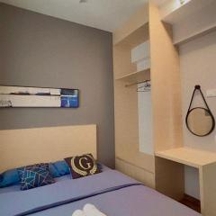 K AVENUE B17 house room near airport by Gc