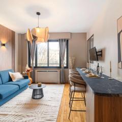 Stylish apartment with balcony & lift