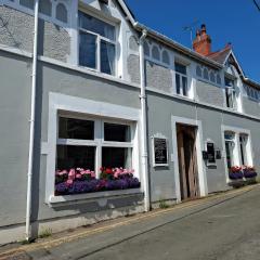 Penrhyn Arms Apartment