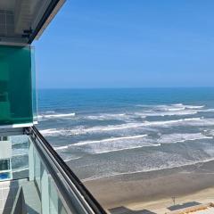 Apartamento pé na areia!