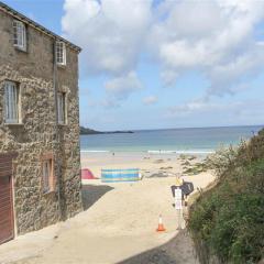 49 St Nicholas Court