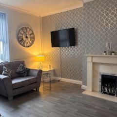 Chestnut Lodge - a woodland escape near the city!