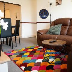 Shoebury Lodge near Sea front with Free onsite Parking