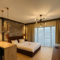 Riverside Industrial Studios - SAUNA - GYM -air-conditioning-SPA-FITNESS