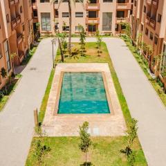 Modern Studio with Pool