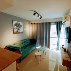 Modern apartment near the beach