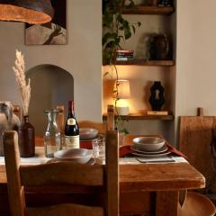 NEW! Stylish Chester Townhouse, Sleeps 6