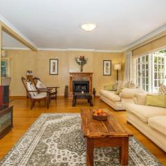 Constantia Retreat with Pool & Garden