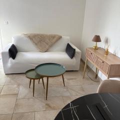 Joli 2 pièces dans maison au calme absolu