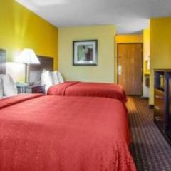 AmericInn by Wyndham Mosinee Central Wisconsin Airport