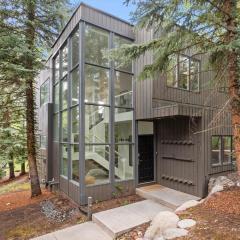 Meadow Mountain Vista Boutique Après-Ski Chalet