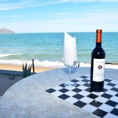 San Felipe Paradise Rental Villa - Beachfront + WiFi