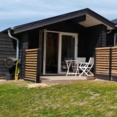 Stylish Shelter Room Insulated For Use All Year
